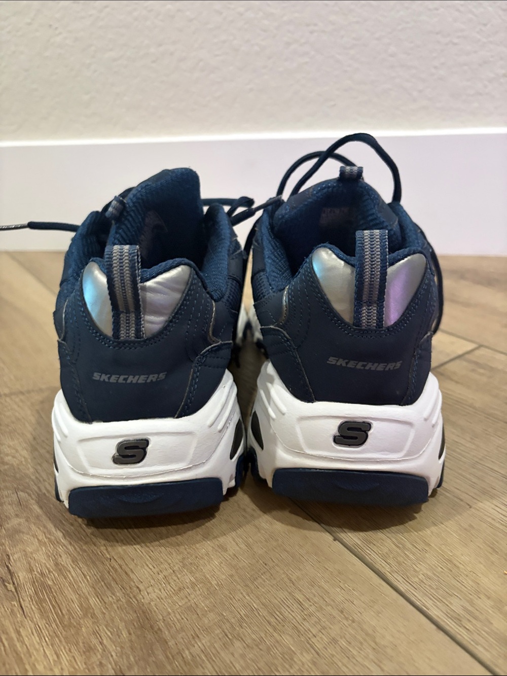 Skechers Mens Navy and White D'Lites Athletic Sneakers - Picture 7 of 11
